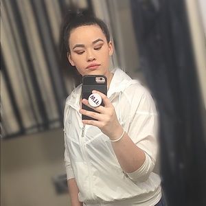 Meet your Posher, Nyssa